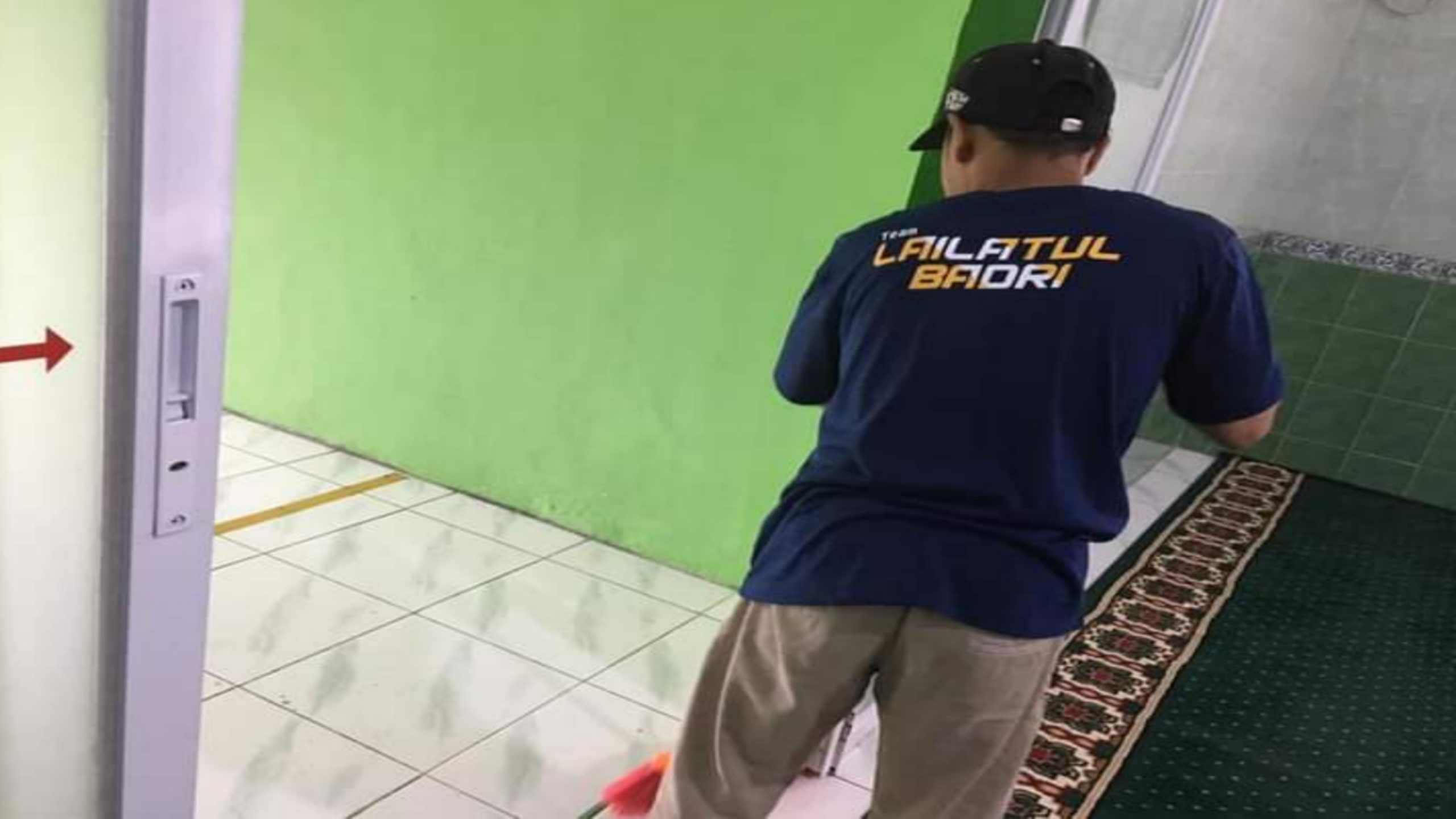 Militan Lailatul Badri Galakan Jum’at Bersihkan Masjid