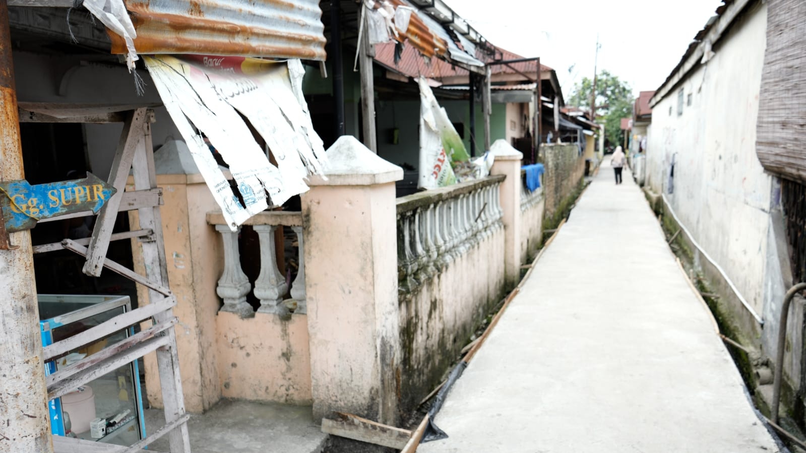 Jalan Gang Supir di Beton, Warga Berterimakasih ke Bobby