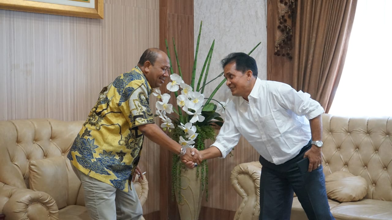 Kontraktor Jembatan Wampu Silaturahmi ke Plt Bupati Langkat