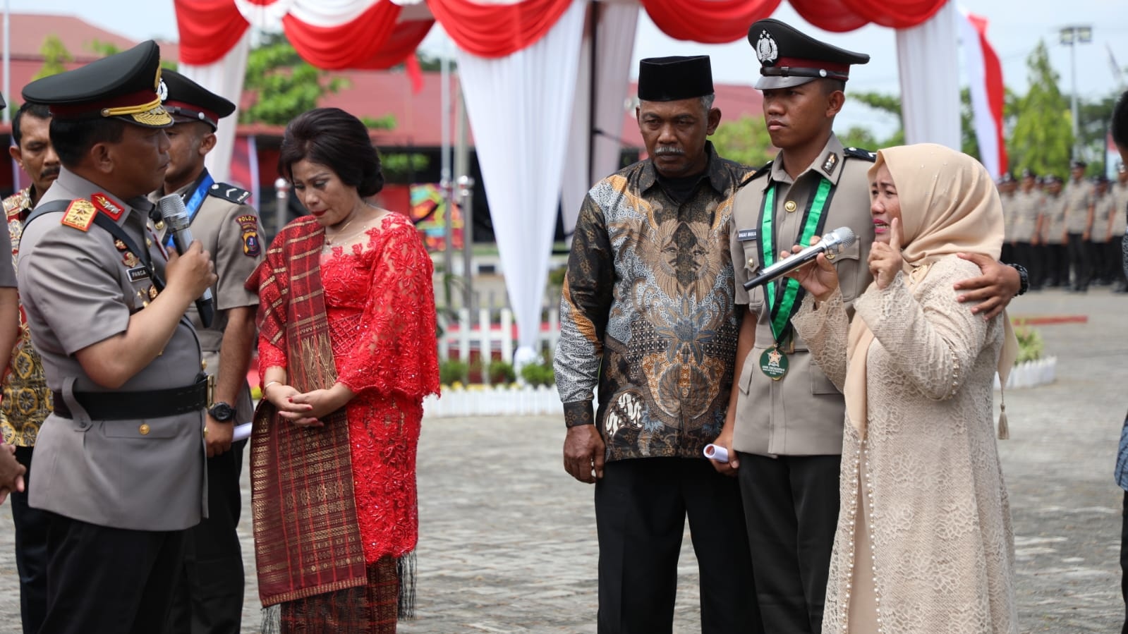 Siswa Bintara SPN Polda Sumut Peraih ‘Adi Tringginas’ Anak Petani