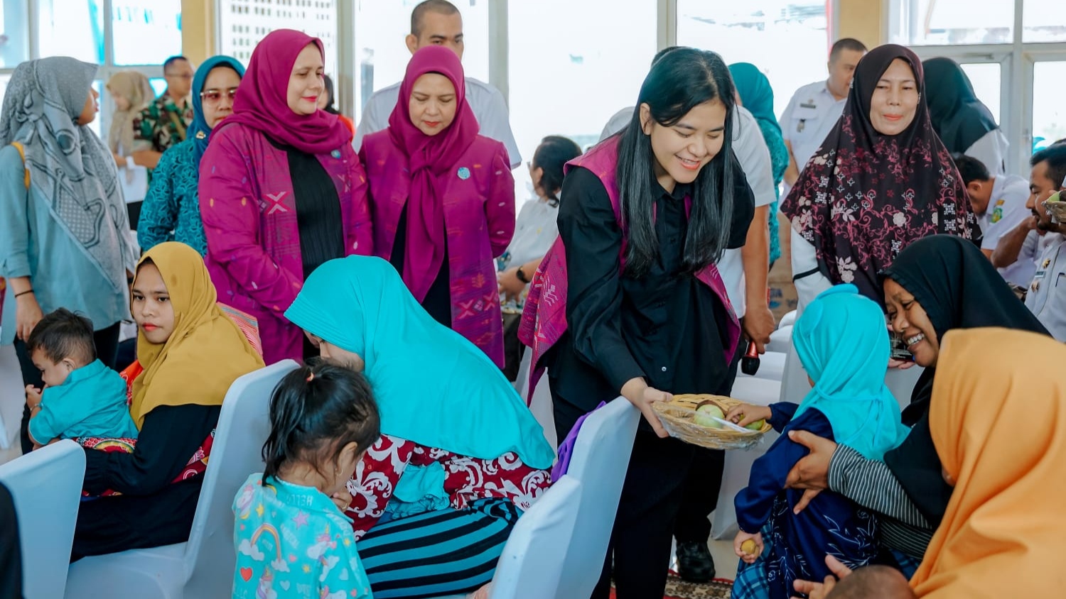 Bantu Peningkatan Gizi, PKK Medan Berikan PMT ke 37 Anak Stunting