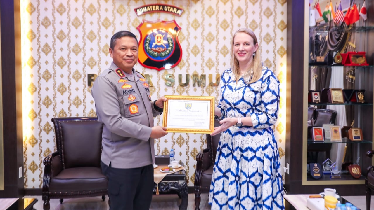 Jaga Satwa, Irjen Agung Setya Terima Penghargaan Kedubes Amerika Serikat