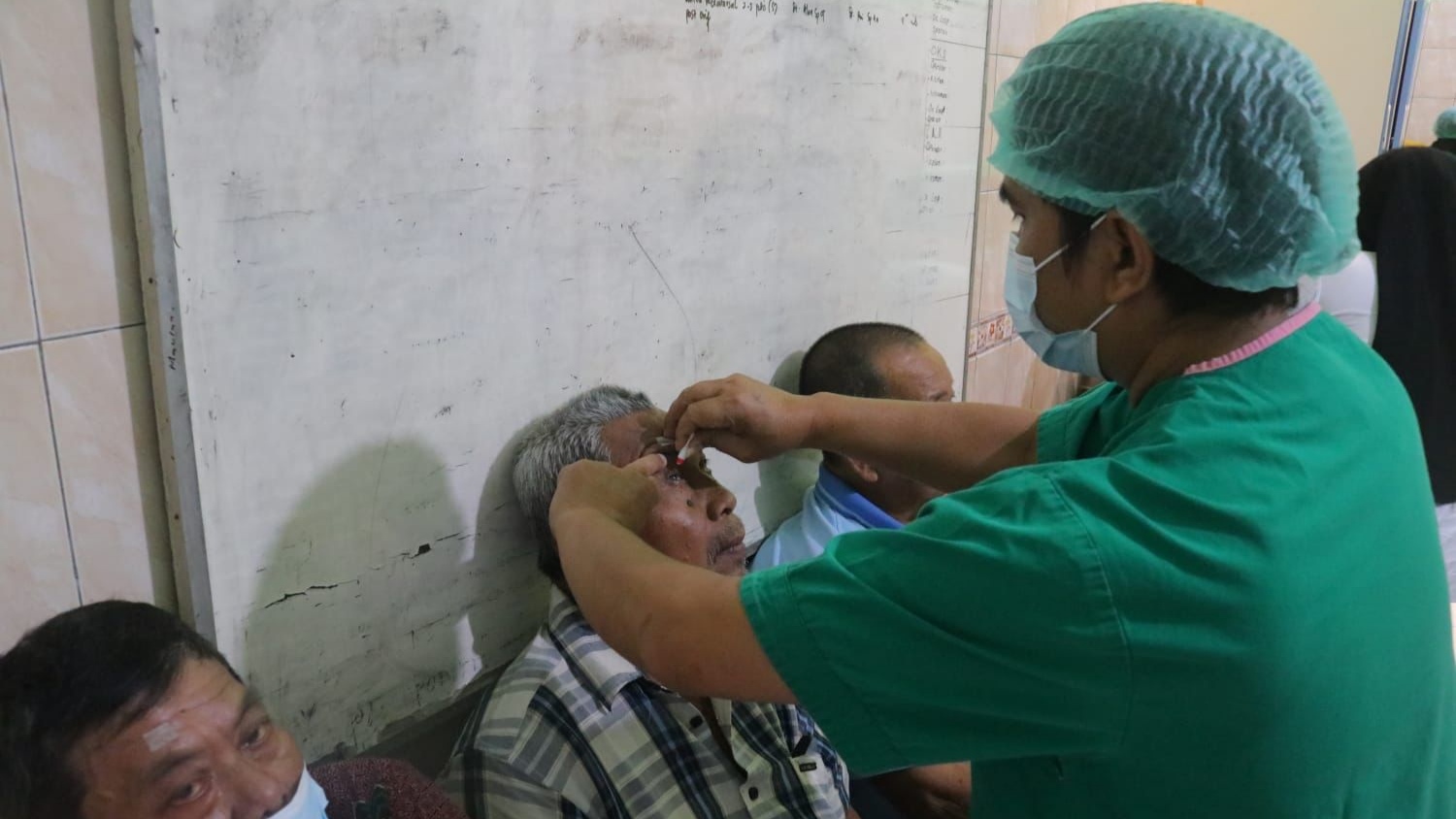 Operasi Gratis Pasien Katarak & Bibir Sumbing dari Korpri Binjai