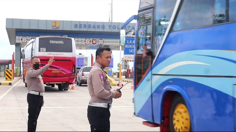 2.000 Santri dari Langkat Ikuti Gebyar Seni Budaya di Istana Maimun