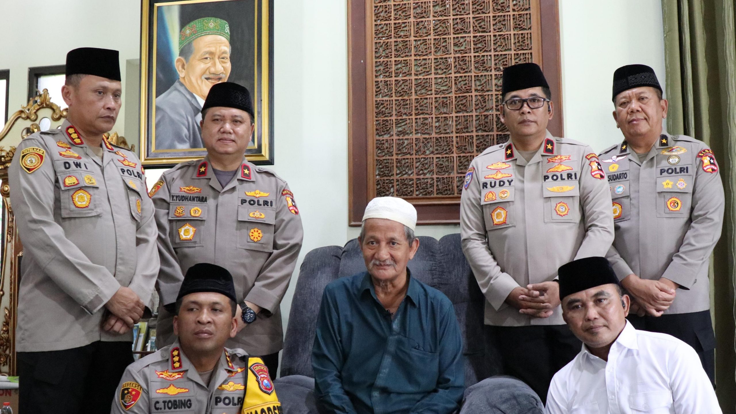 Polri Minta Gus Ali Doakan Keamanan Pemilu 2024, Khususnya di Jatim