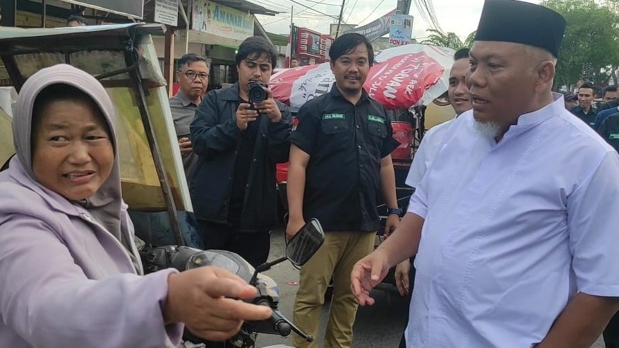 Yatim Usia 2 Tahun Hingga Jadi Penarik Becak, Kisah TANGGUH Pak Is “Calon Bupati Langkat”