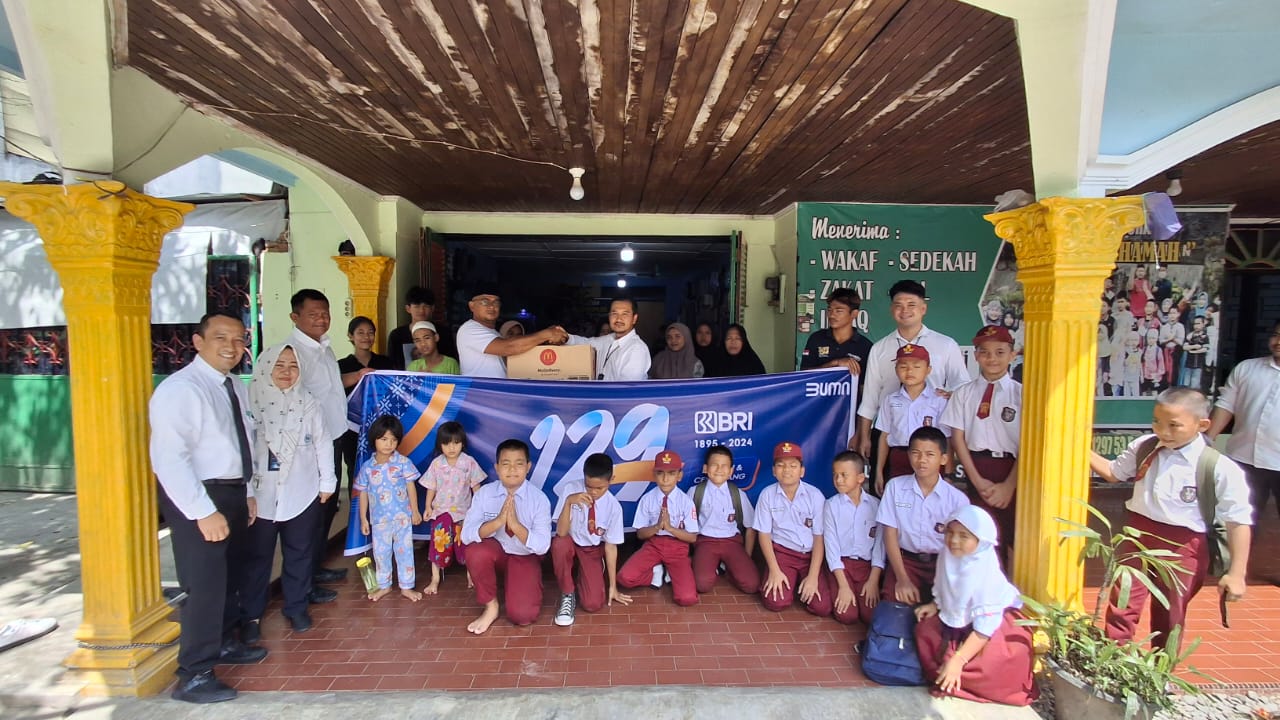 HUT ke-129, BRI Medan Gatot Subroto Gelar Bakti Sosial ke Panti Asuhan
