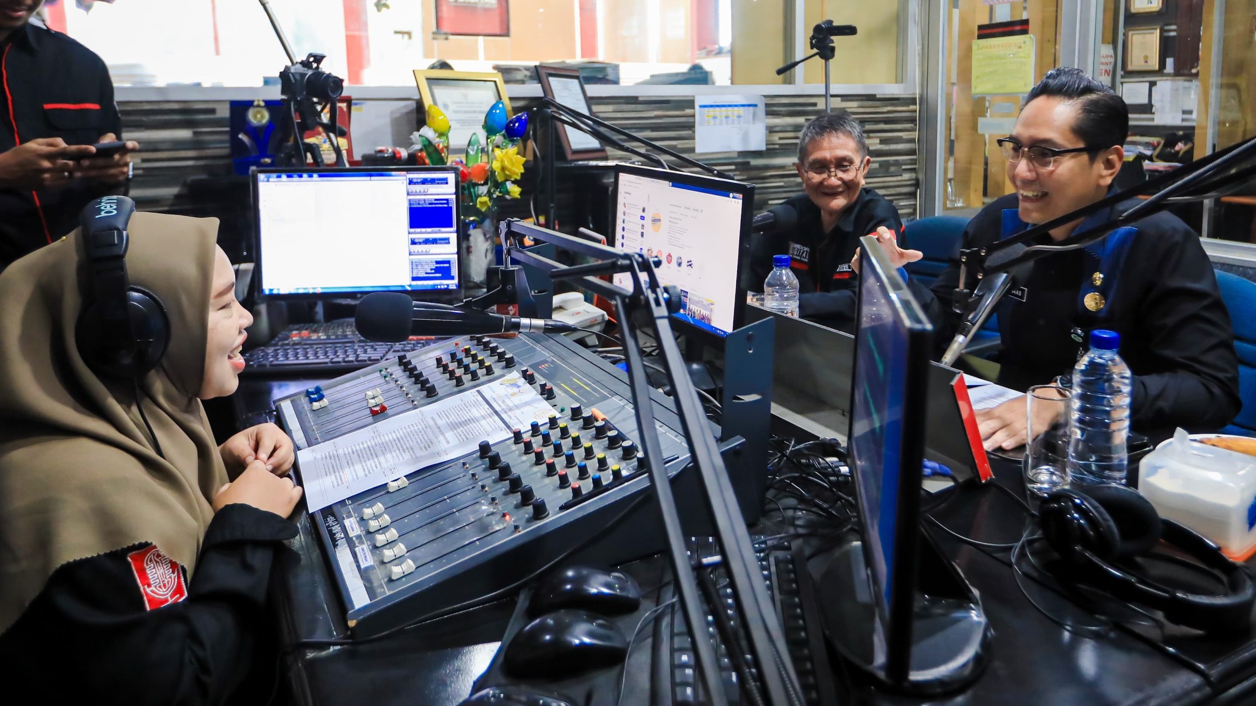 Camat dan Lurah Tidak Bisa Lagi Jadi Raja Kecil Diwilayahnya