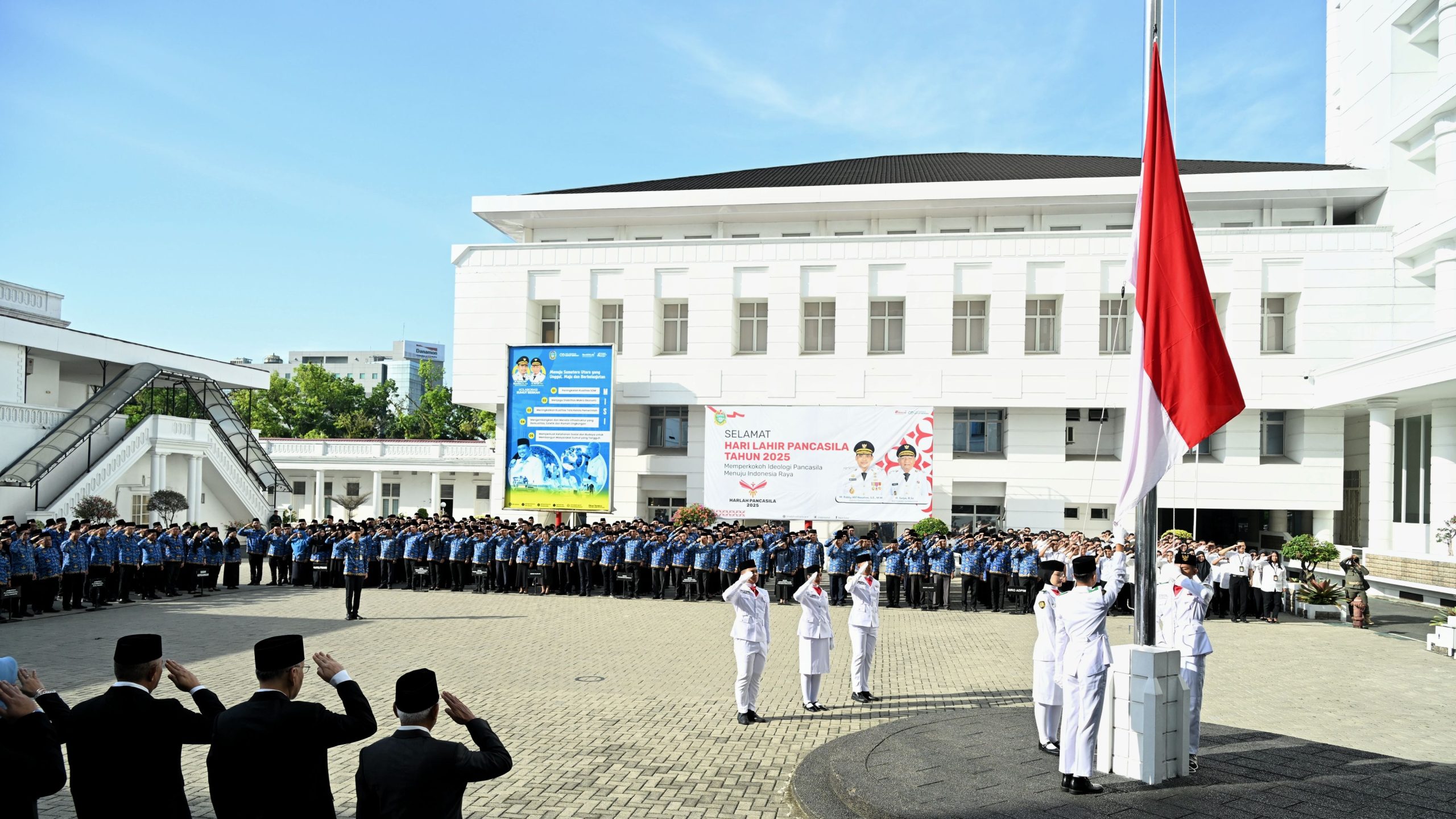 Gubernur Sumut Pimpin Upacara Peringatan Harla Pancasila 2025
