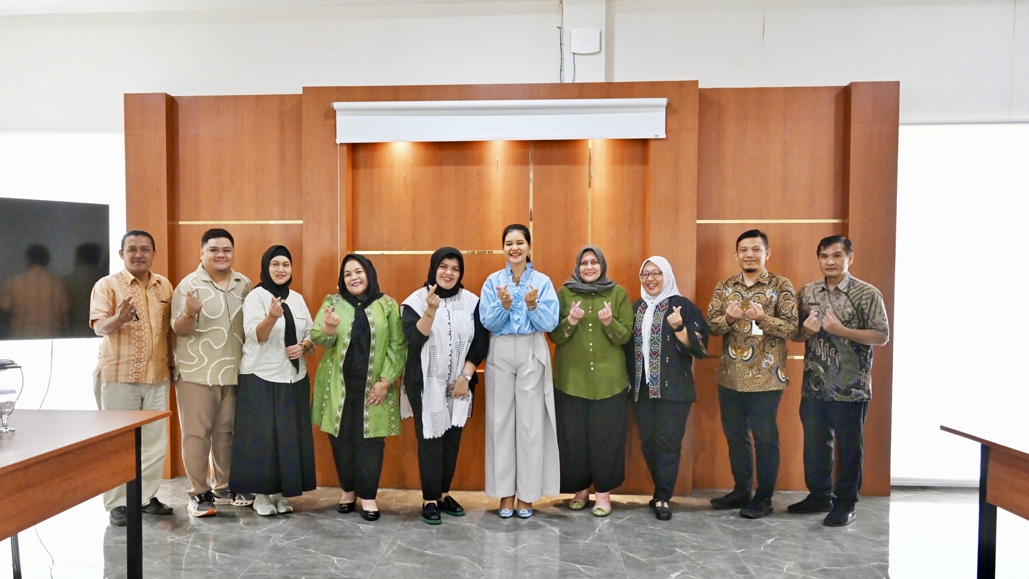 Kahiyang Ayu Apresiasi APPMI Sumut Gelar Fashion Show Dorong Pariwisata & UMKM