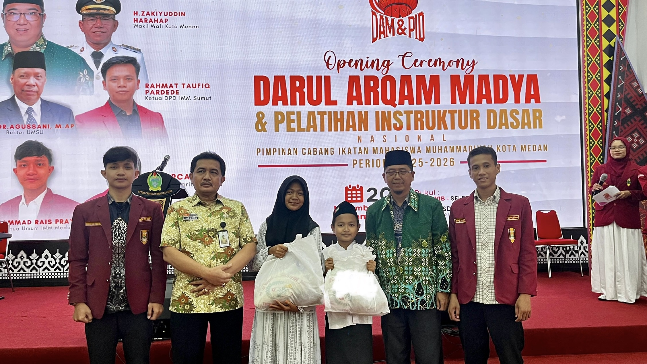 PC IMM Medan Cetak Kader Intelektual Lewat DAM–PID, Sertai Berbagi Sembako