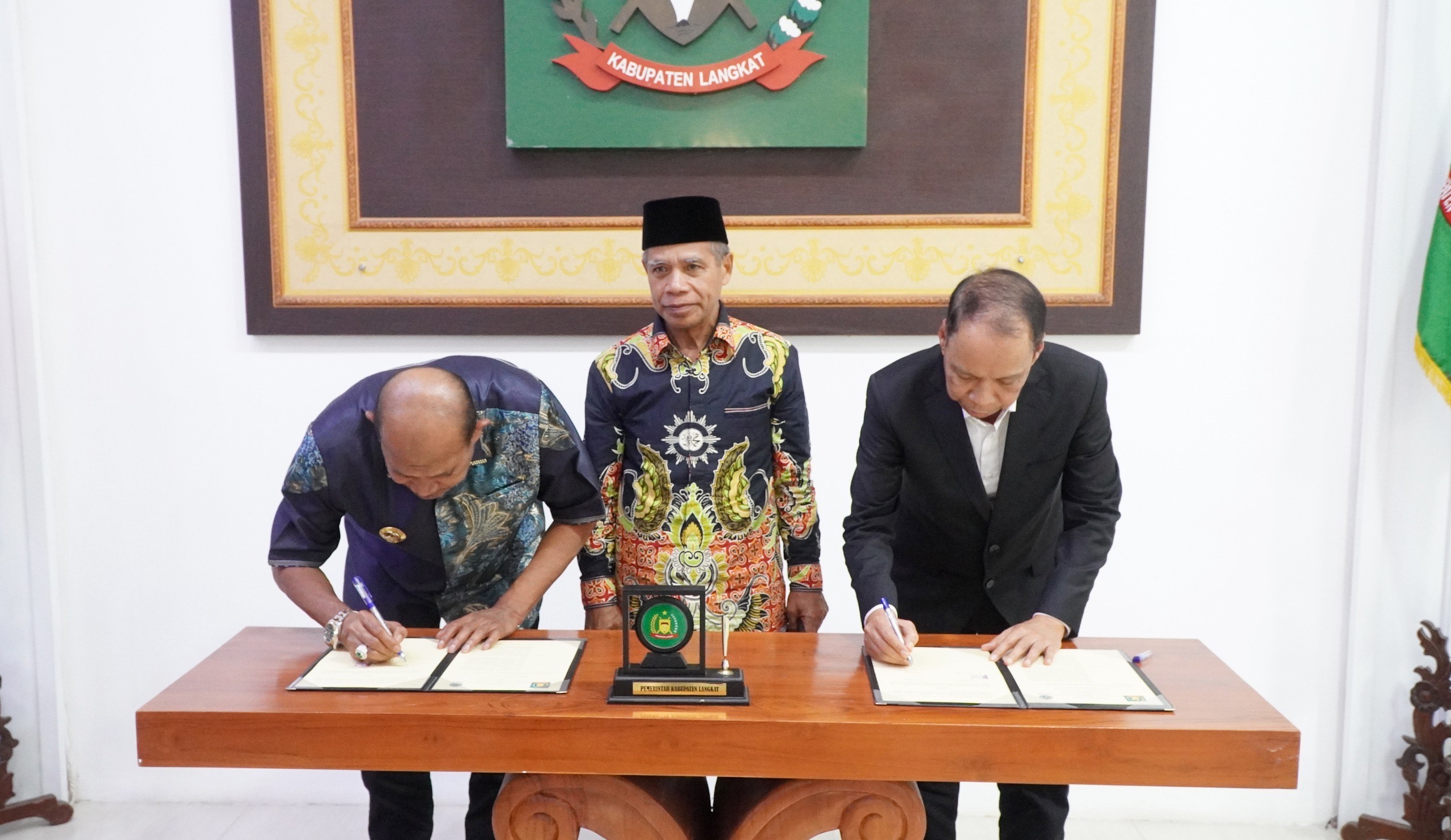 Pemkab Langkat – UMSU Teken MoU, Bupati Dukung Mukhtamar Muhammadiyah