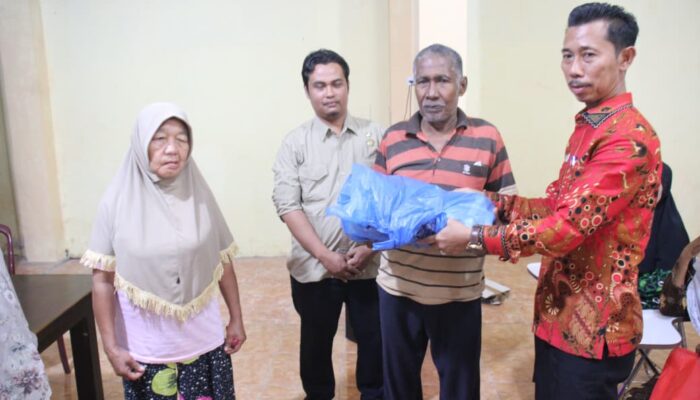 Bantuan Atensi Lansia Kemensos Diterima 63 Lansia di Binjai