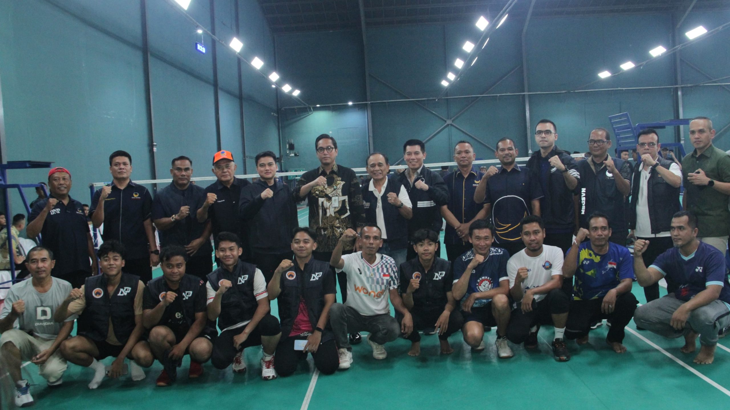 HUT Ke-14 NasDem, Bung RA dan Rico Waas Semarakkan Turnamen Bulutangkis Piala Iskandar ST