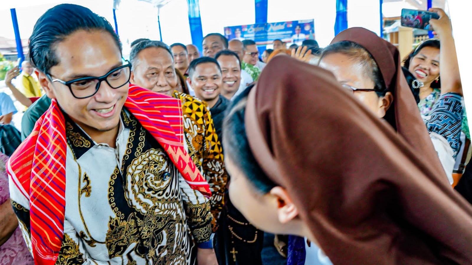 Safari Natal, Rico Waas Ajak Jemaat Perkuat Keharmonisan Keluarga