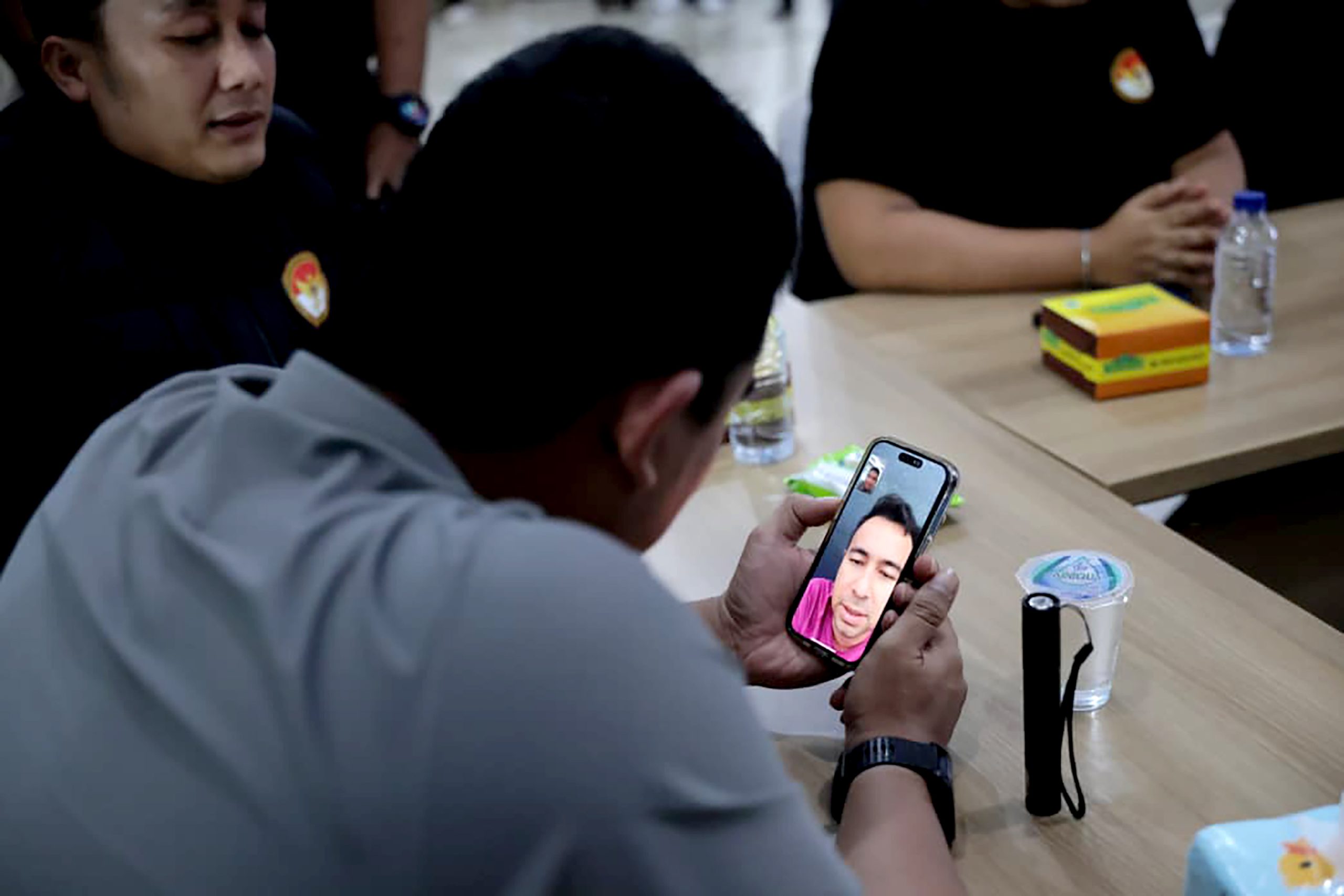 Raffi Ahmad Bantu Rp 5 Miliar Korban Banjir dan Longsor Sumut