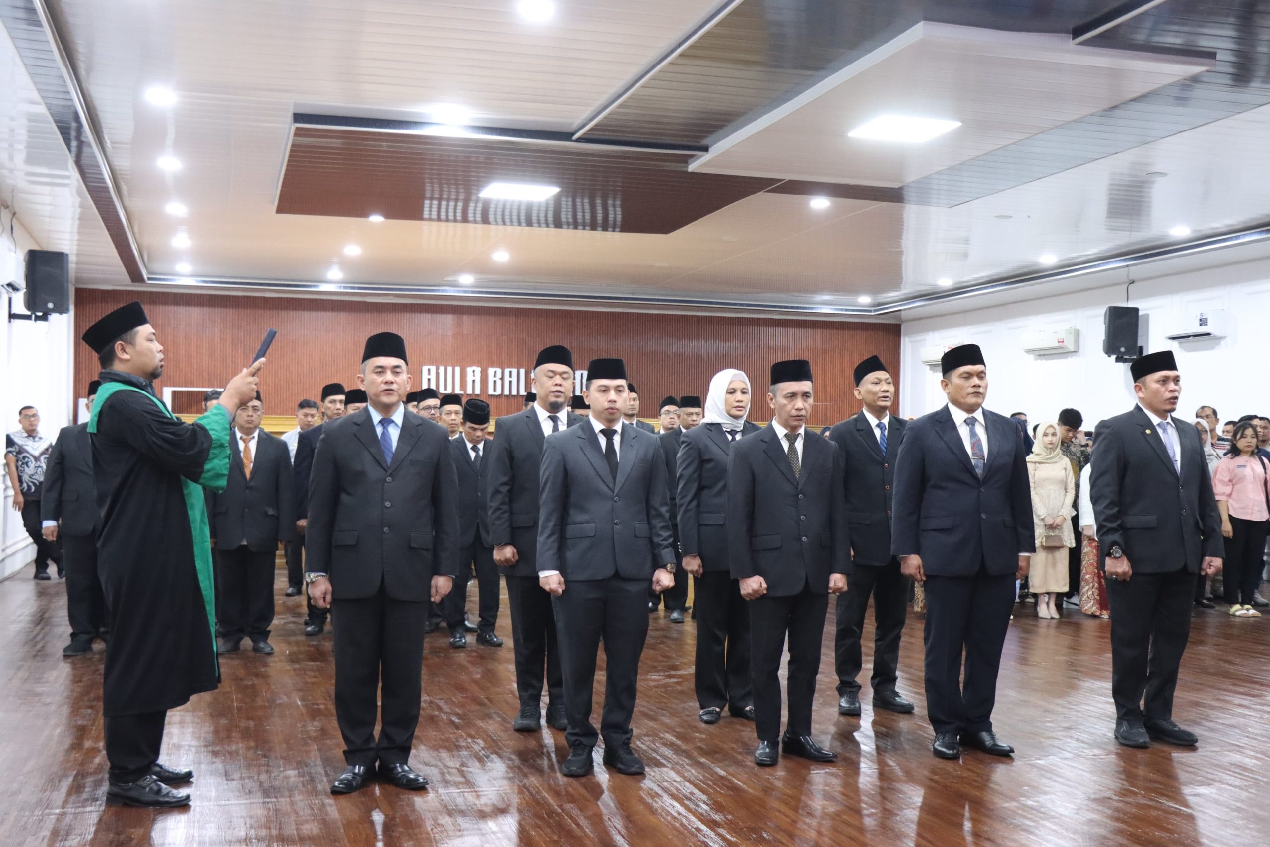 Lantik Pejabat Tinggi, Walikota Binjai Instruksikan Tugas Awal