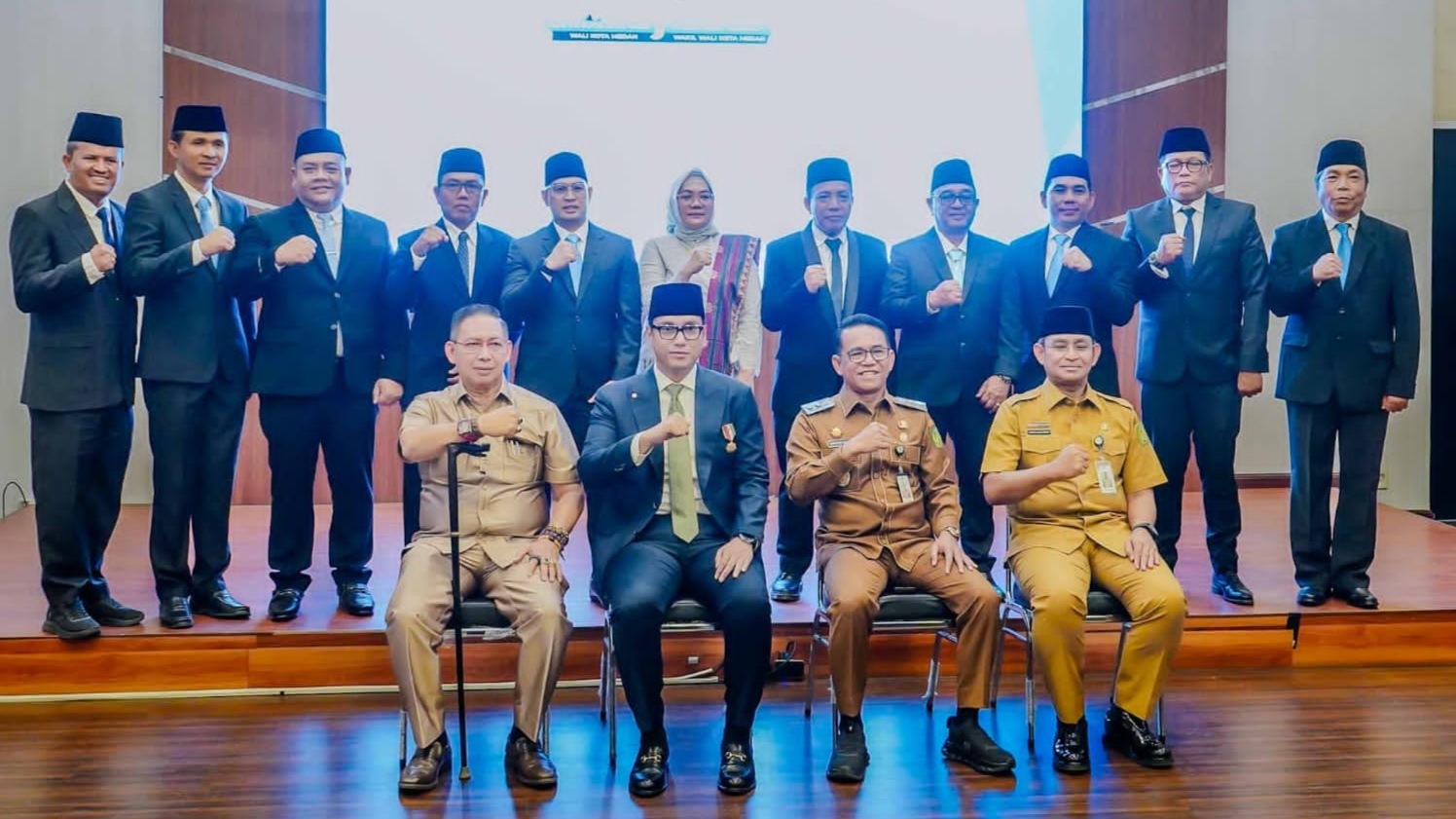 Rico Waas Lantik Direksi Tiga PUD, Berikut Nama dan Jabatannya